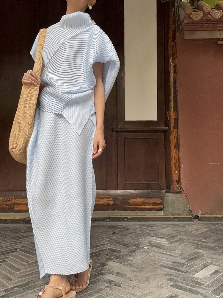 YUDX Miyake Pleats 2025 Autumn New Women's Set, Irregularly Cut Lapel Top, Loose Skirt, Long Skirt, Two-piece Set