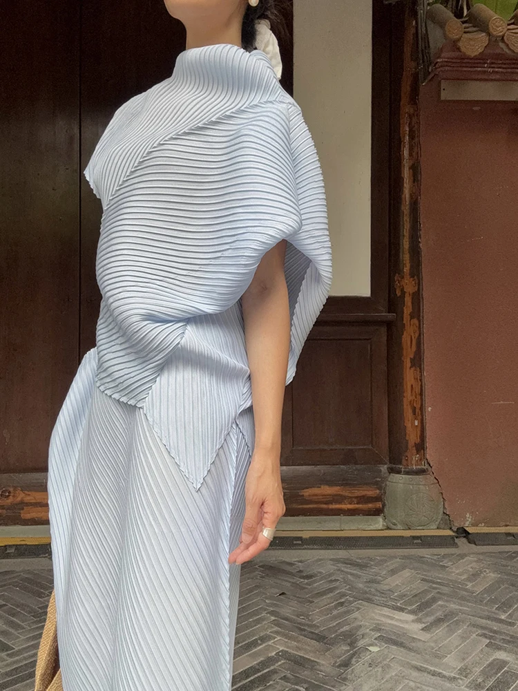 YUDX Miyake Pleats 2025 Autumn New Women's Set, Irregularly Cut Lapel Top, Loose Skirt, Long Skirt, Two-piece Set - Image 5